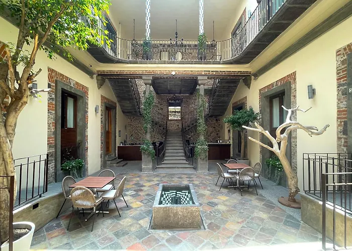 Milo Collection Hotel