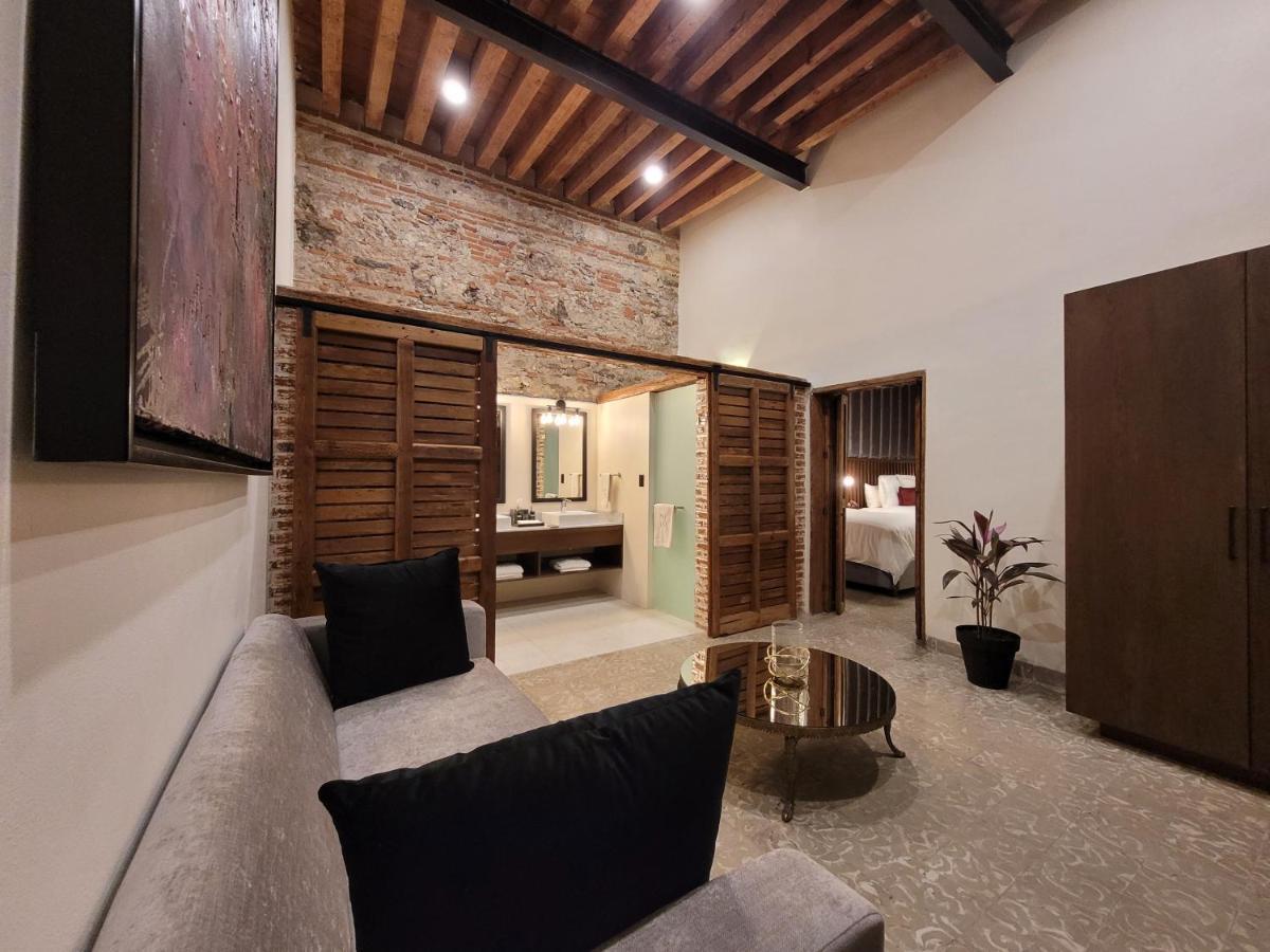Milo Collection Hotel 5*